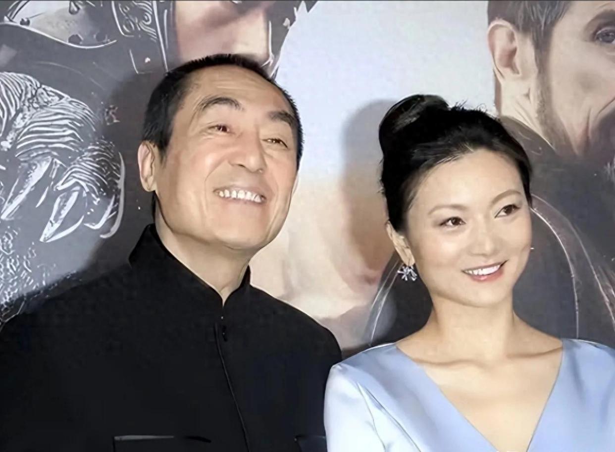 世界杯官网-张艺谋75岁衰老体衰，相差31岁的陈婷，生了一个“年轻版的自己”