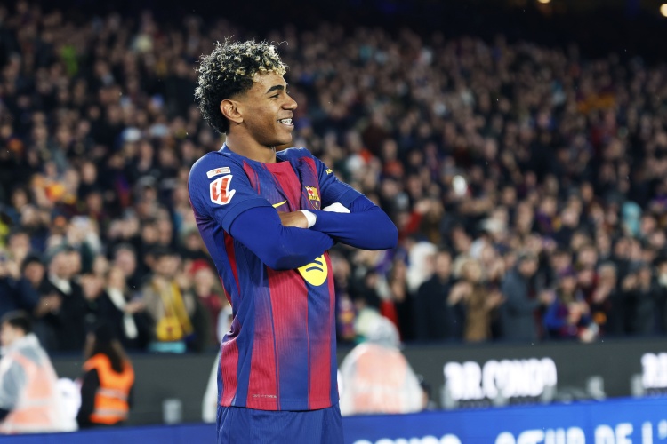 世界杯官网-脚下生花！五大联赛成功盘带次数最多的球员：亚马尔94次断层领先