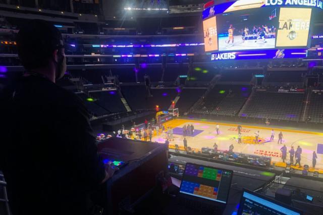 世界杯官方平台-空场比赛谁给球员们加油欢呼？走近NBA的“气氛组”