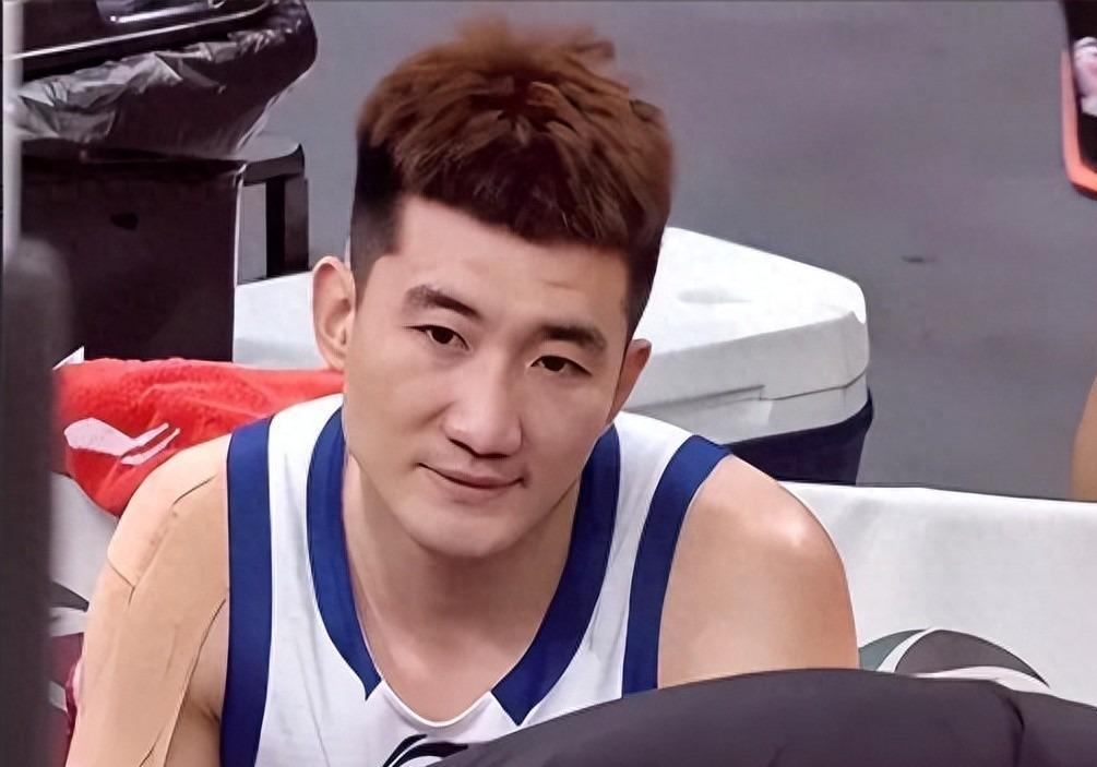 世界杯官方平台-上海男篮110-77广厦后，不得不承认3个事实，王博没了叫板的底气